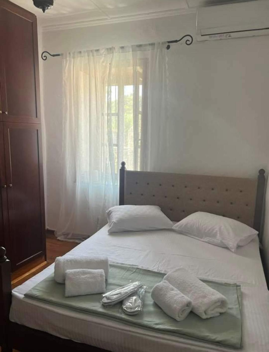 πολυξενη -εκαβη Ferienhaus Kontias